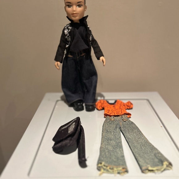 Bratz Boyz Eitan 
2003 MGA - Picture 3 of 3